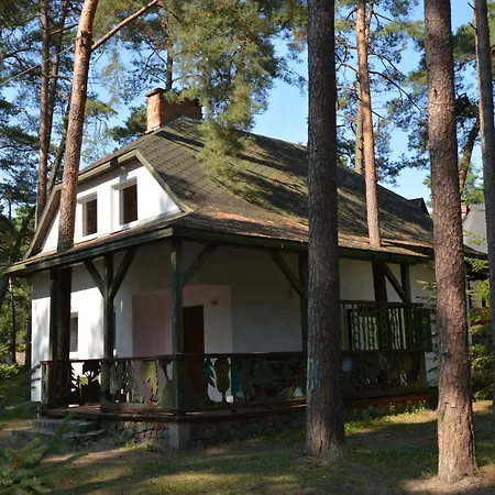 Domyletnie Duzy Dom 140m2 Z Dzialka