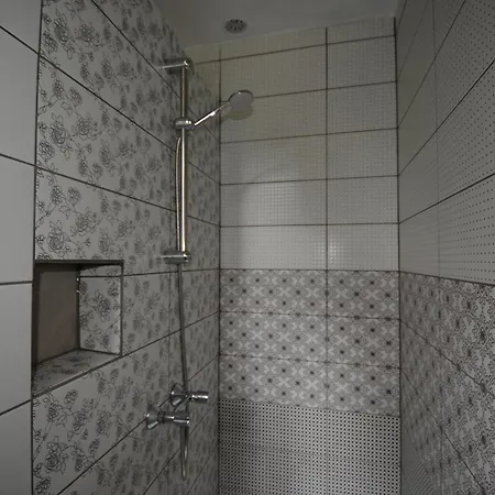 Domyletnie Duzy Dom 140m2 Z Dzialka