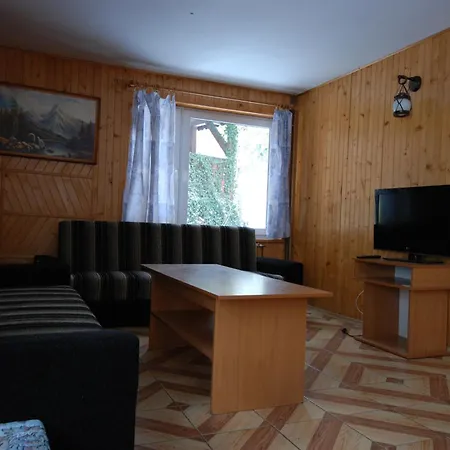 Domyletnie Duzy Dom 140m2 Z Dzialka