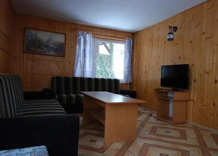 Domyletnie Duzy Dom 140m2 Z Dzialka